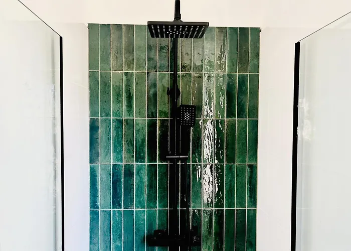 Arty Entierement Renovee 4 Vakantiehuis *