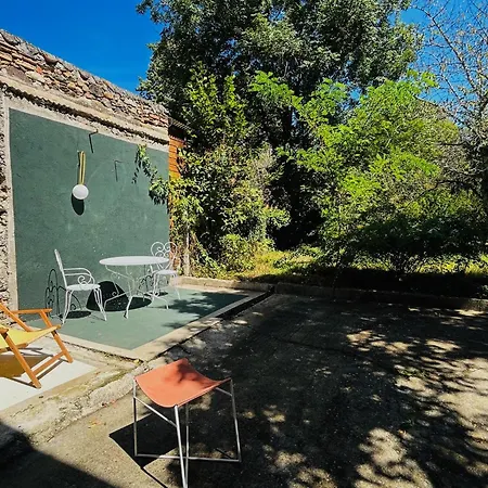 Arty Entierement Renovee 4 بيت للعطل